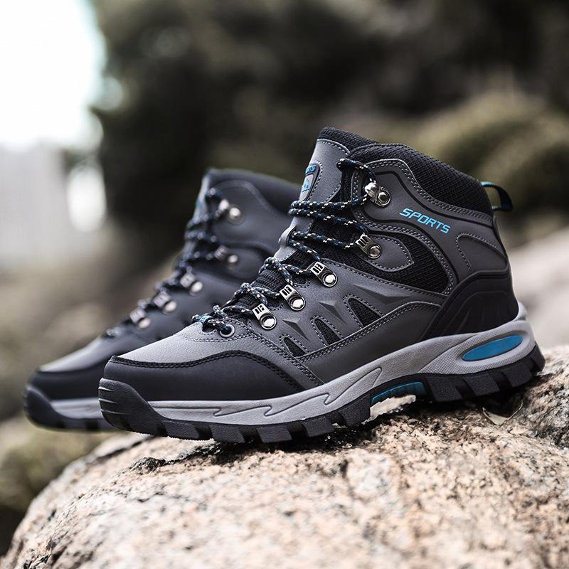 Spring New Chinese Couple Outdoor Casual Shoes Platform Off-road Hiking Boots Fashion Sports Shoes
