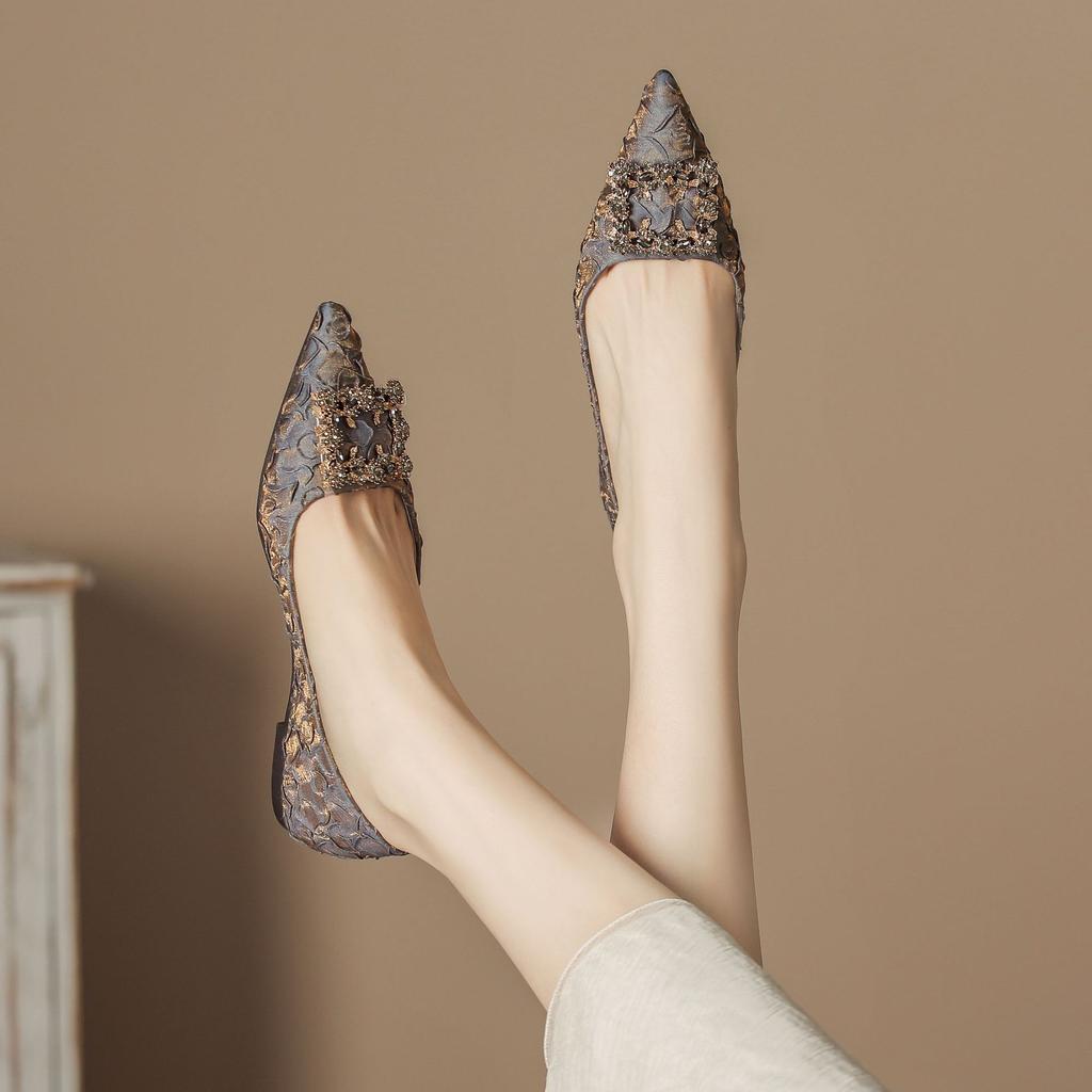 Galaxy rhinestone flat-soled women's shoes gradually change satin pleated surface pointed women's shoes small fragrant wind shallow mouth single shoes