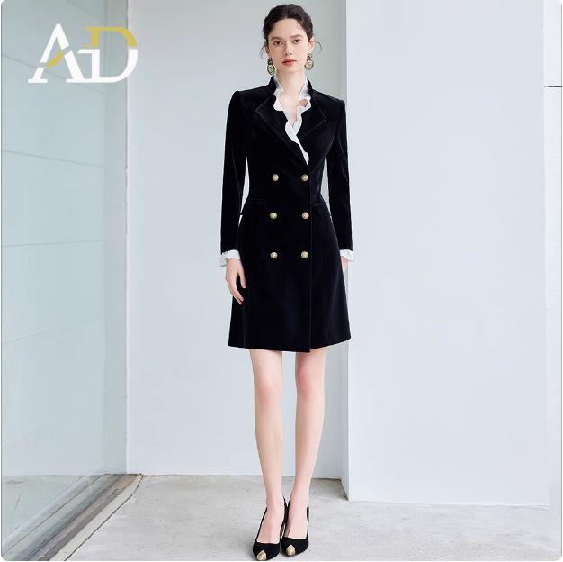 

2024 Женское дизайнерское черное бархатное платье-костюм с оборками: Осенне-зимняя формальная одежда Extra Large