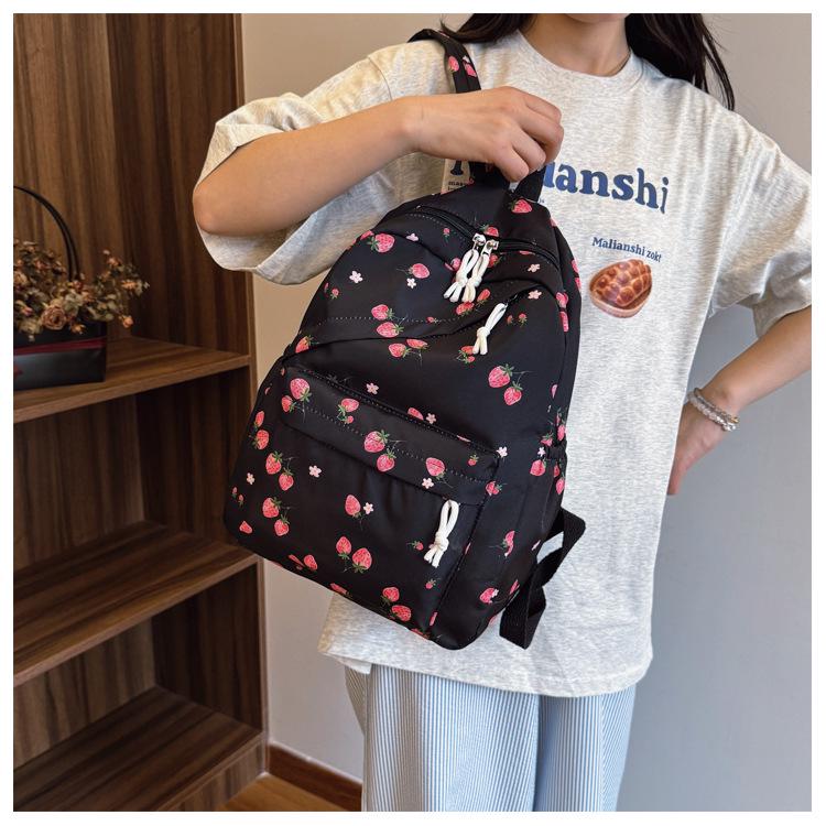 Nuovo Set Zaino Scolastico a Tre Pezzi Cartoon Fragola Grande Capacità 2026 - Resistente all'Usura, Carino, Borsa a Spalle Doppie Casual