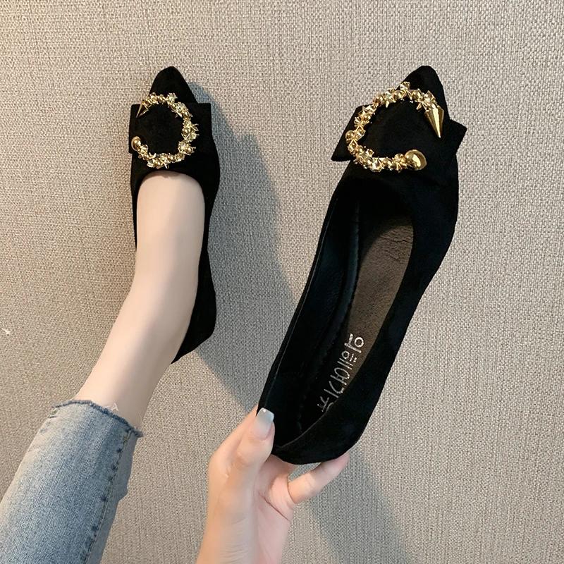 Ladies Fashion Spring 2025 New Style Pointed Walking Shoes Shallow Slip-on Comfortable Outdoor Casual Women's Single Shoes