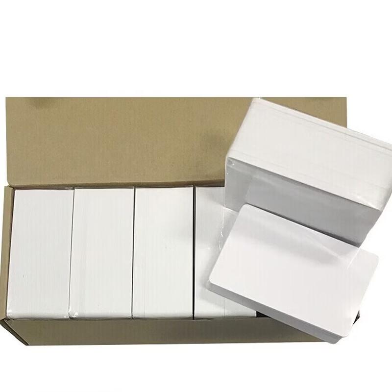 Белые ПВХ карты Zebra для принтеров ID-карт