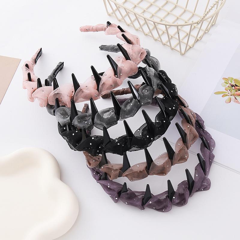 2026 Pearl Gauze Non-Slip Headband for Women – Luxurious High Forehead & Face Washing Hair Accessory with Teeth