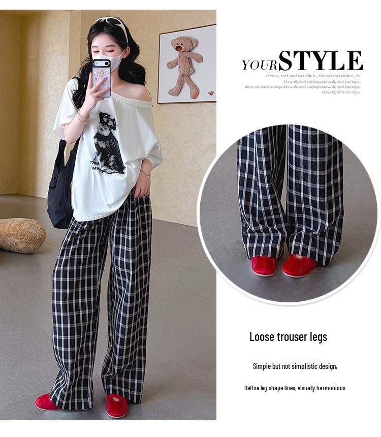 2026 Summer Maternity Set: Loose One-Shoulder Cotton Tee + Plaid Pants