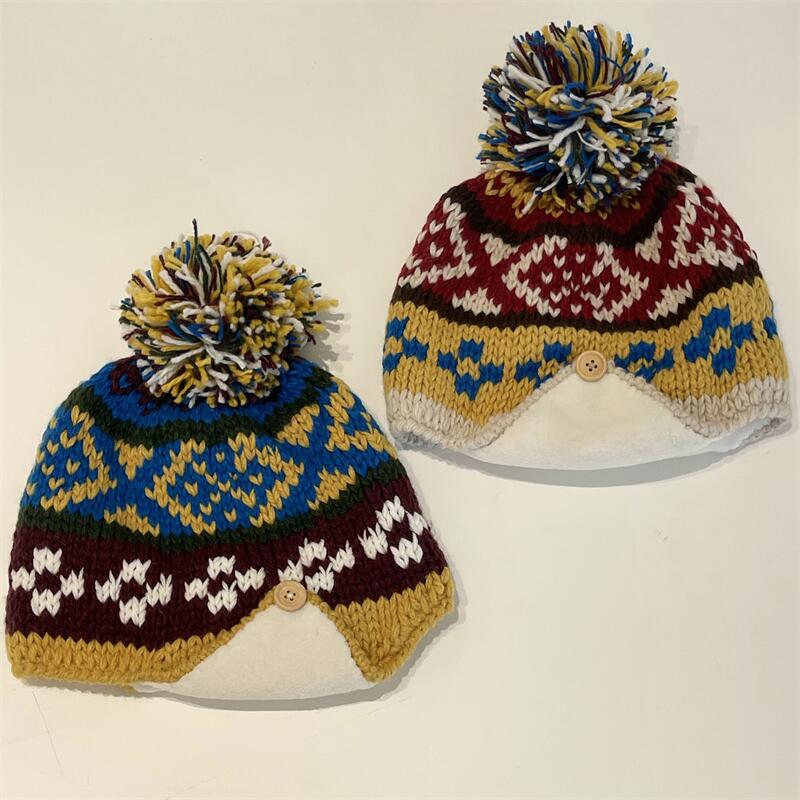 Sweet and cute fleece-lined women's winter knitted ear-protecting Lei Feng hat, versatile for autumn and winter, warm woolen hat for students