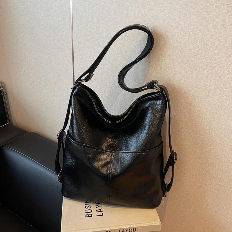 

New Soft Leather Texture Armpit Bag High Capacity Women Backpack Versatile Commute Shoulder Tote Bag чёрный