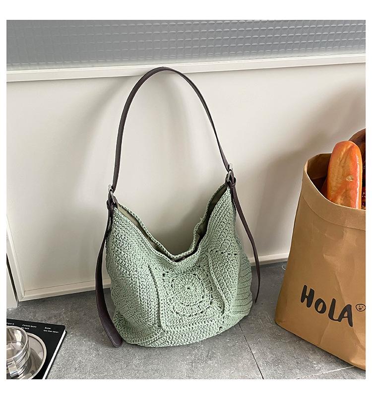 Stylish Large-Capacity Woven Beach Bag - Versatile Fashion and Daily Commute Underarm Accessory