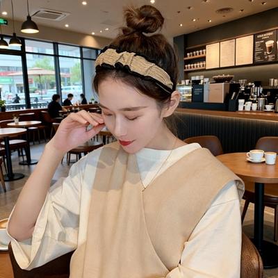 Retro French-Style Wide-Brimmed Pleated Headband for Washing Face and Going Out, Suitable for Women's Hair Accessories and Everyday Versatile Use