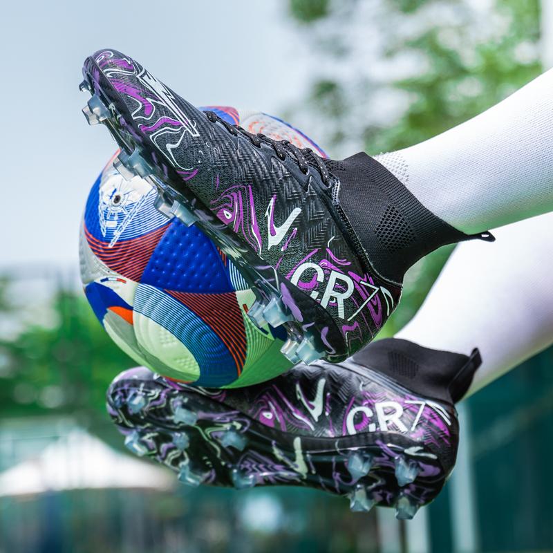 New Low Top Student Football Shoes with Long And Broken Pins for Training And Matches Professional  CR7 Youth Sports Shoes