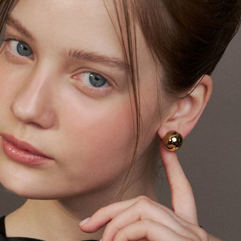 Hei Big Metal Ball Earring