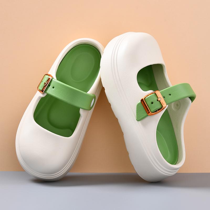 Fashion 2025 Solid Color Chunky Clogs Sandals Women Chic Buckle Strap Design Thick Sole Garden Shoes Woman Eva Beach Platform