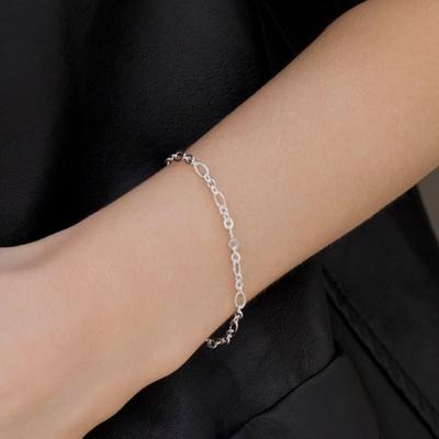 Dmoment (925 Silver) Nivara Silver Bracelet