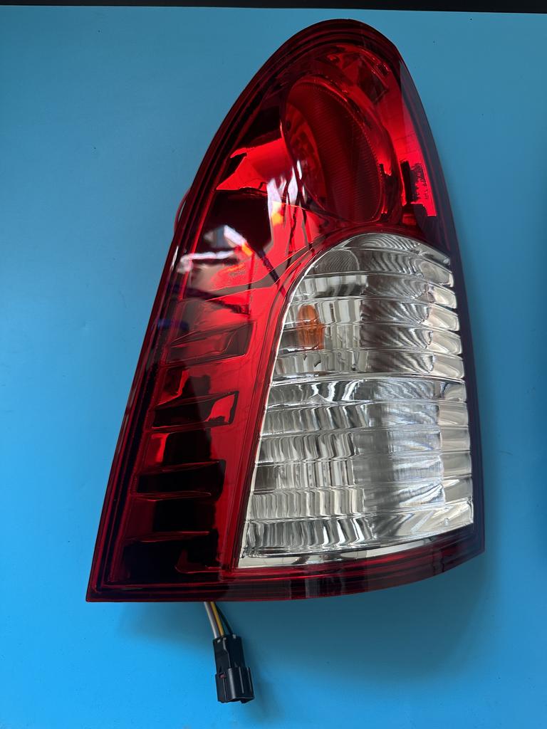 Rear Comination Lamp Assy LH 8360132003 RH 8360232003 For Ssang yong Actyon Sports 2006-2011