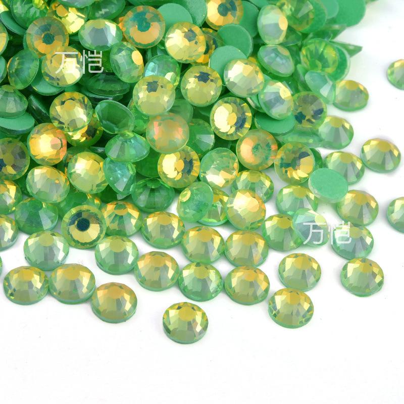 Grüner Diamant-Nagelbohrer mit flachem Boden, Glaskristall mit silbernem Boden, Handyhüllen-Zubehör, Aufkleber, Diamant, DIY-Strass-Schmuckzubehör