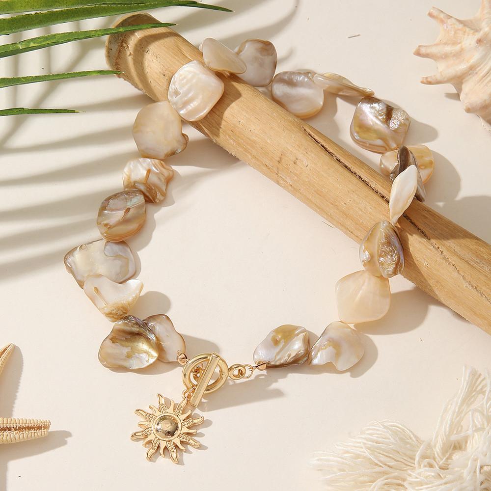 Shell Star Pendant Necklace For Women With Beach Vacation Style Spring