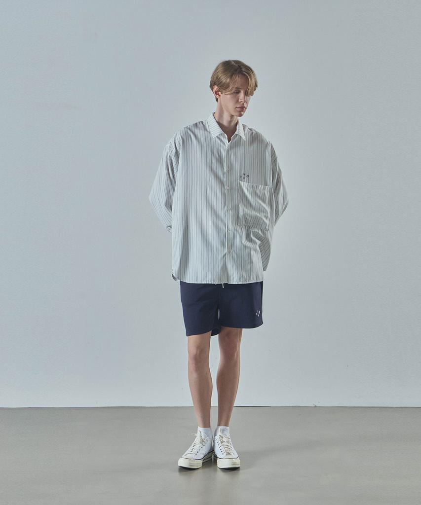 Ladeuedisyeon Sweat Shorts_Navy