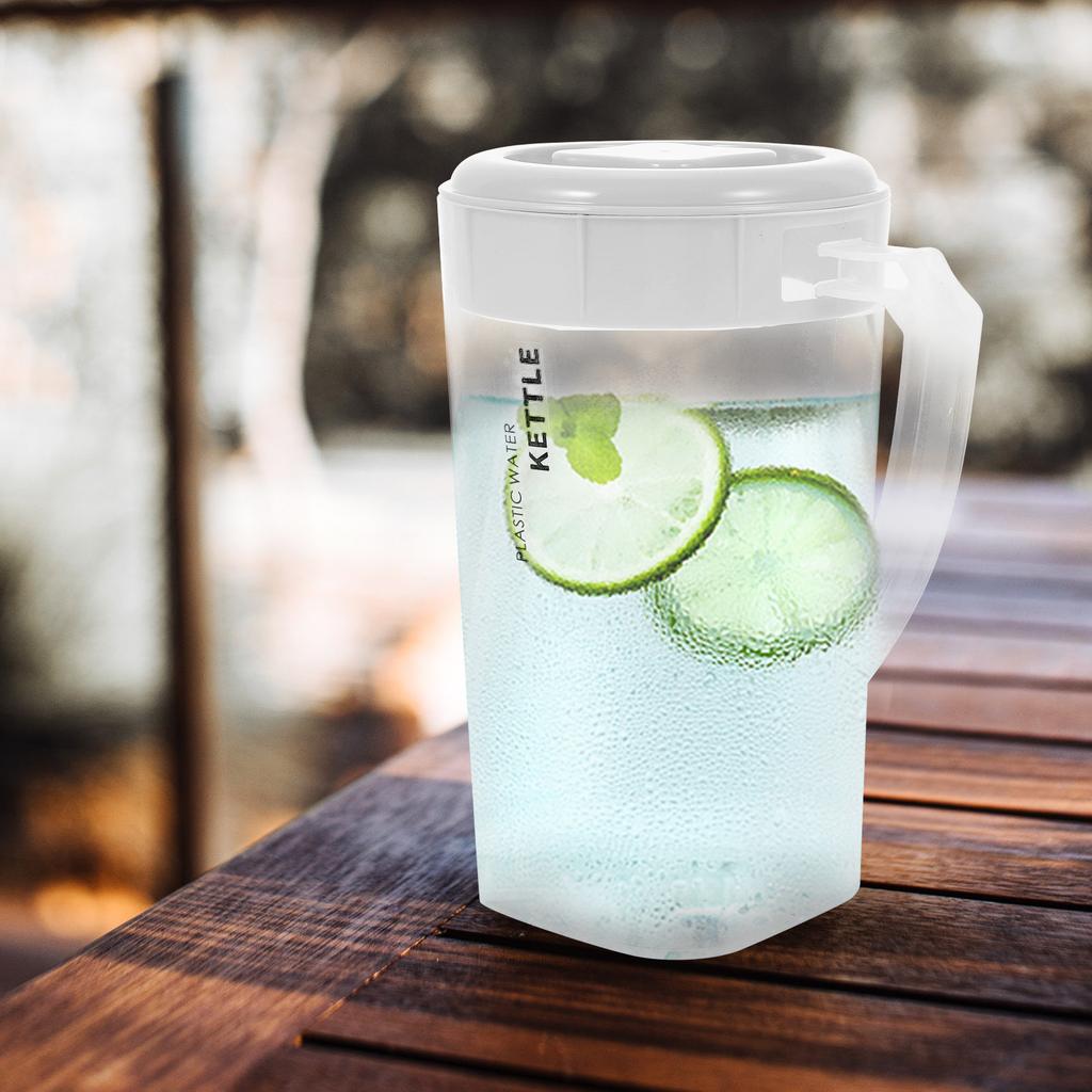 Crystal Clear Heavy-Duty Water Pitcher with Airtight Lid Large Volume Beverage Pitcher for Iced Coffee Iced Tea Juice Lemonade