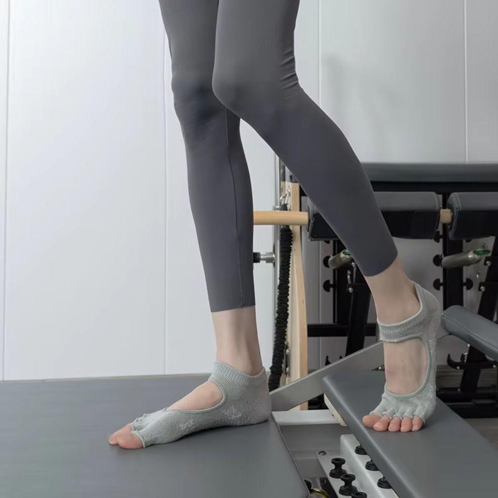 

1 Pair Half Open Five Finger Yoga Socks Quick-Dry Ballet Dance Socks Lady Women Girls