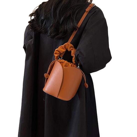 Dámská kabelka Petal Bucket Bag Vintage z umělé kůže se stahovací šňůrkou s nastavitelným popruhem, kabelka přes rameno, crossbody, na nákupy a do práce