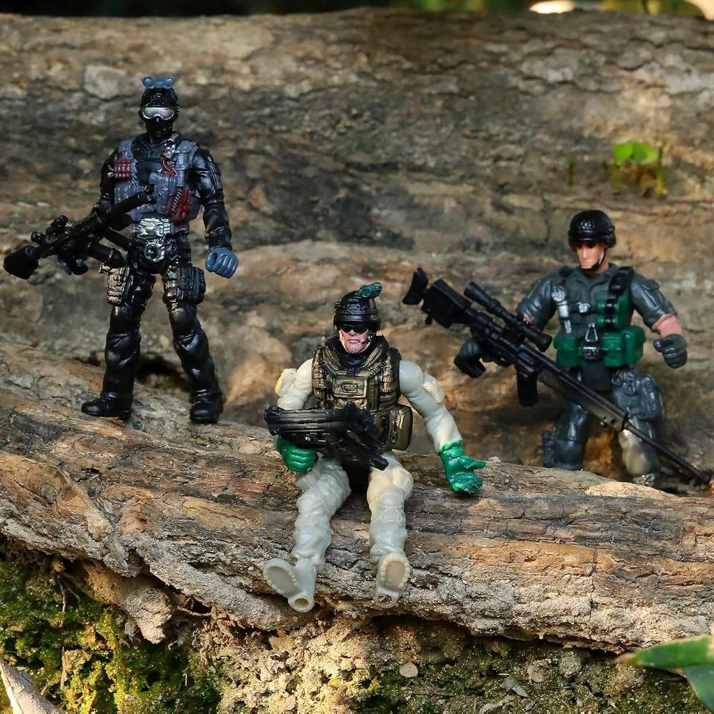 18 Pcs Special Forces Army Men Soldier Combat Movable Action Figures Army Guys Plastic Toy Soldiers Playsets Military Toy Men with Military Weapons