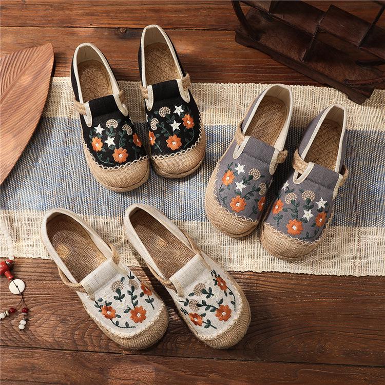 Women's Ethnic Embroidered Linen Flats: Comfortable & Versatile