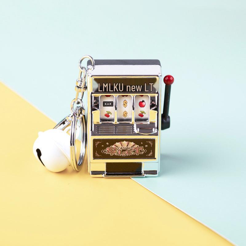 Mini Slot Machine Toy Keychain: Spinning Prize & Fruit Machine Accessories, Charms for Bags & Gifts