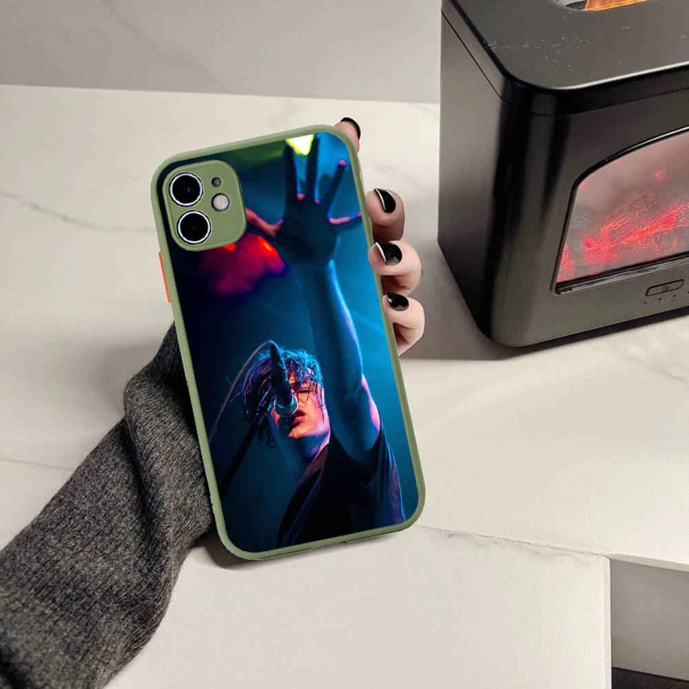 

Y-Yungblud Lowlife Phone Case For iPhone 16e 16 15 14 13 12 11 Pro Max X XS MAX Plus Spuerstar Matte Cover iphone 12