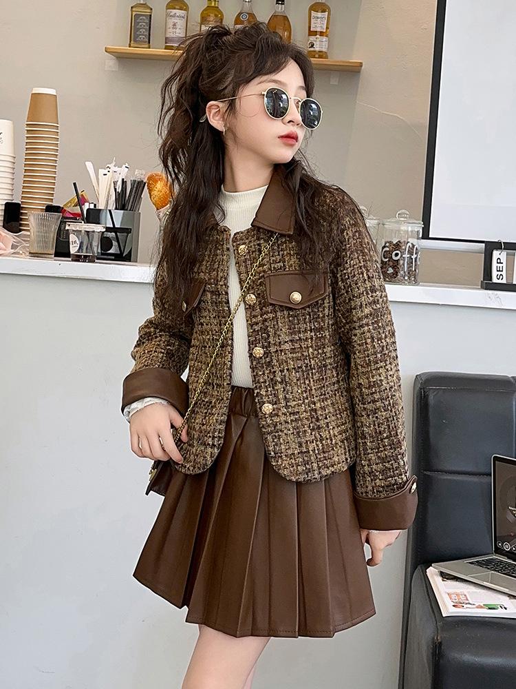 2025 Girls' Autumn/Winter Two-Piece Set: Stylish Coat & Pleated Skirt for Older Children
