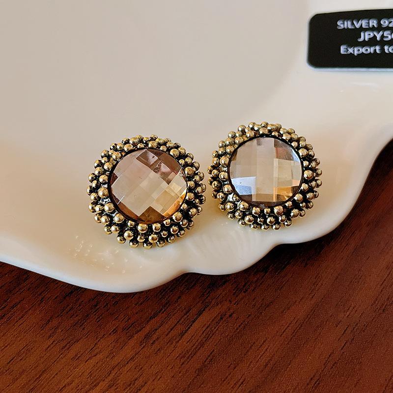 

Vintage medieval silver needle with diamonds round flower stud earrings court style fashion temperament earrings commuter jewelry women