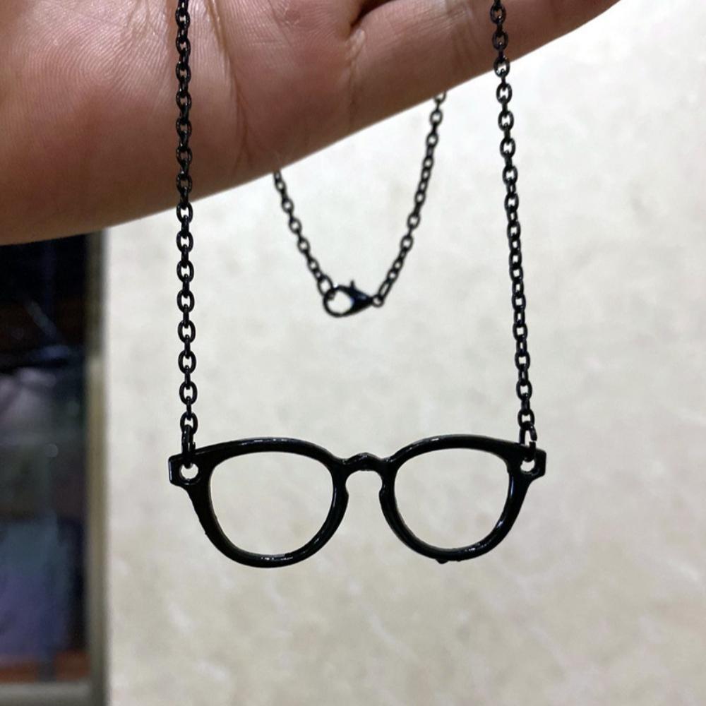 Simple Personality Geometry Black Spectacle Frame Pendant Necklace for Women Men Creative Designer Collar Chain Jewelry Gifts