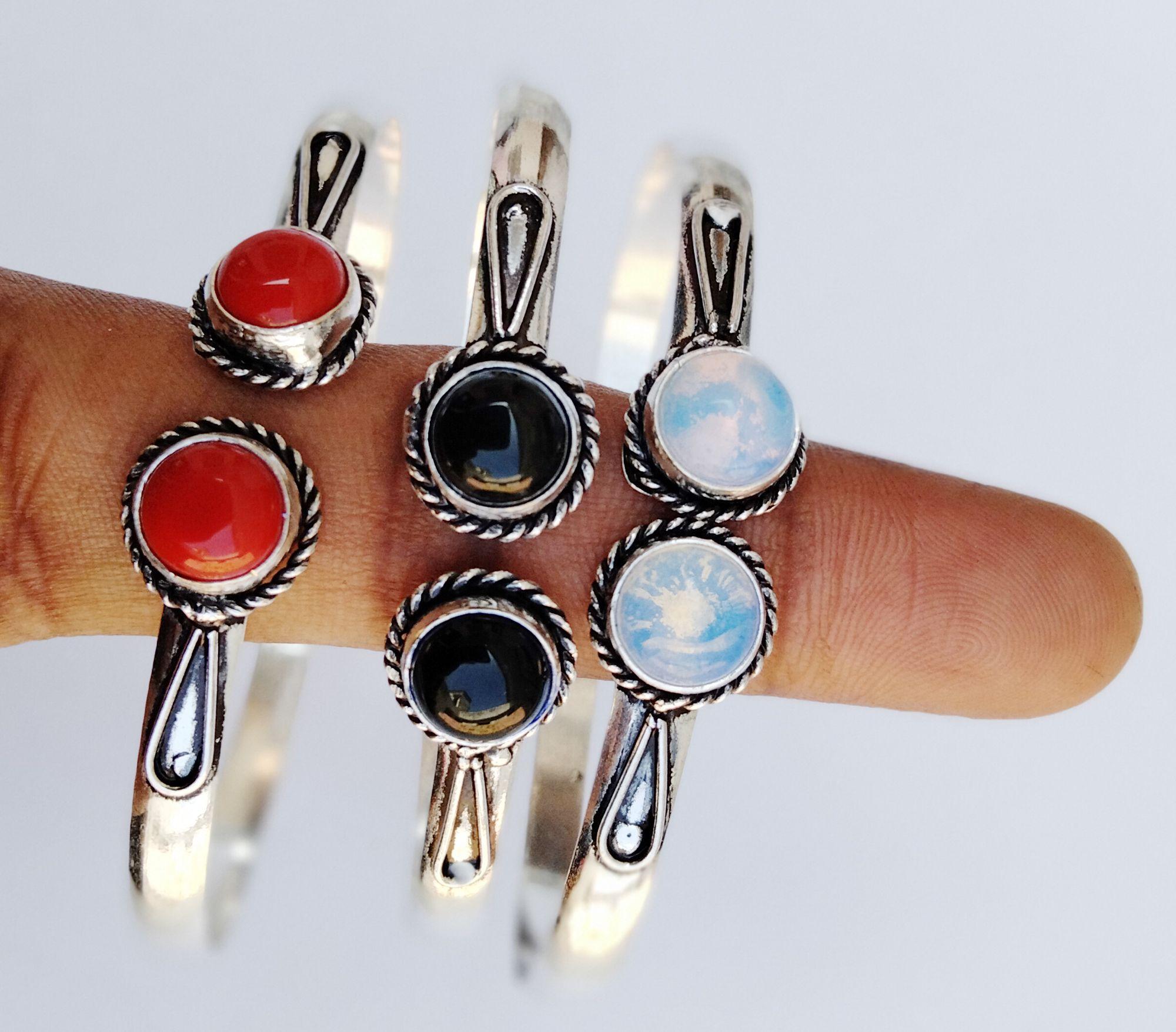 

Черный оникс и смешанный драгоценный камень 925 пробы с серебряным покрытием 5 шт. Браслеты-манжеты Лот ZCB-B34