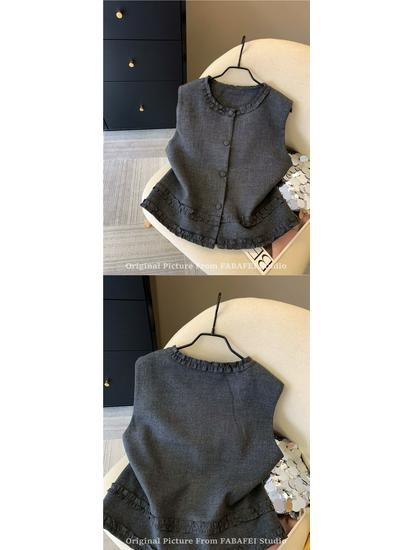 2025 Grey Ear-Side Cape Vest: Stylish High-End Autumn Short Jacket