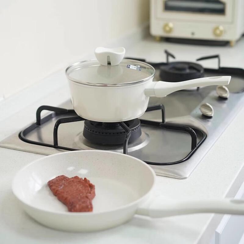 

Wenlunshan 2-Piece Frying & Milk Pot Set
