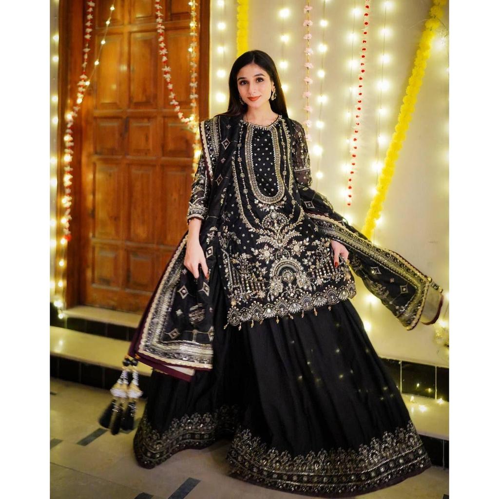 *Launching New Đěsigner Party Wear Look Pur Heavy Faux Georgette Top Plazzo & Dupatta Set