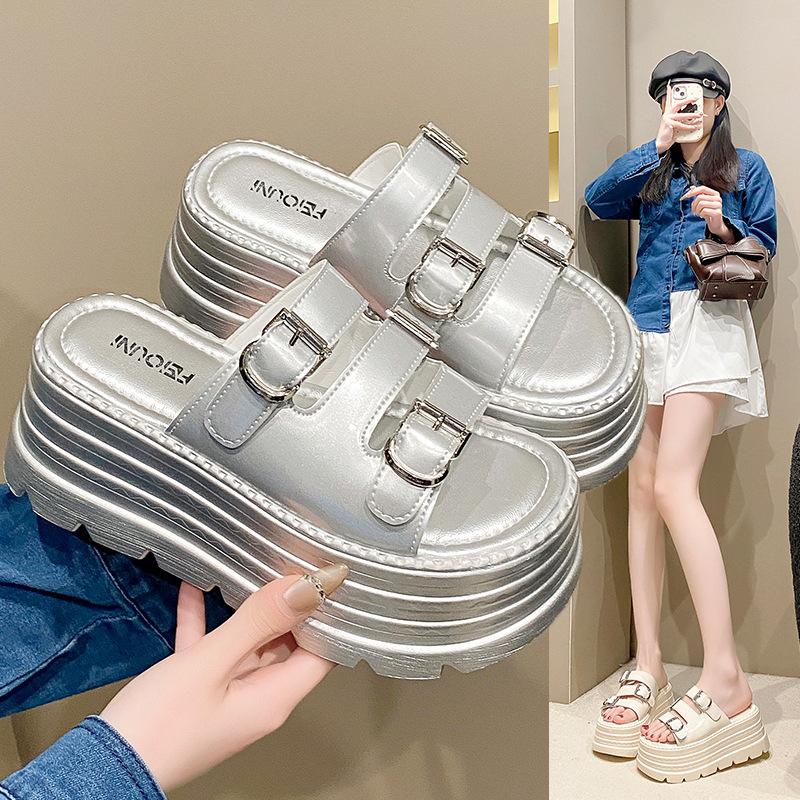 Internet Celebrity Thick-bottomed Toe Slippers Women 2025 New Fashion Retro One-word Belt Buckle Casual Beach Slippers Women