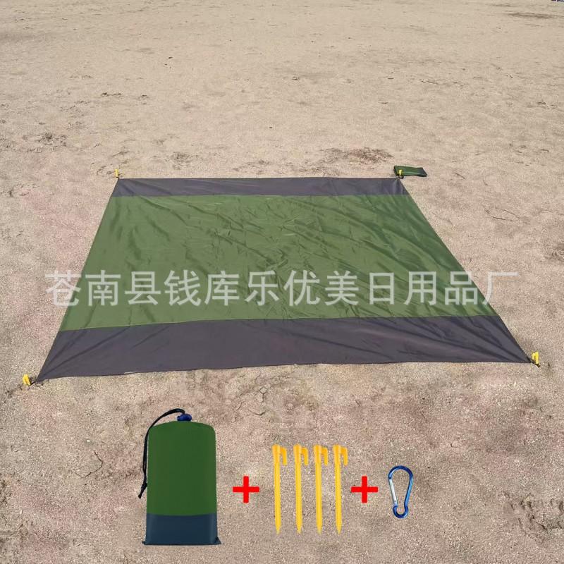 Waterproof Foldable Picnic Blanket Camping Beach Outdoor Use 210x200cm With Sandbags 2-4 Person