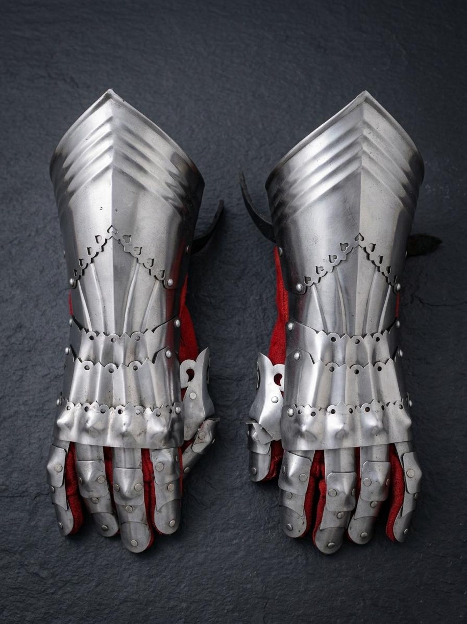Gothic Steel Gauntlets Medieval Knight Armor Gloves for Cosplay LARP
