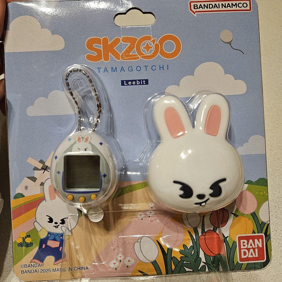 

[USED] Stray Kids skzoo Levit Tamagotchi