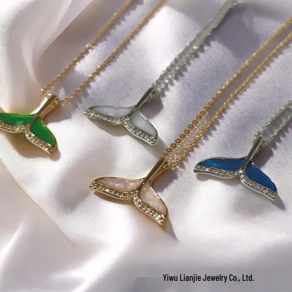 

2024 Mermaid Tail Clavicle Necklace - Fresh, Niche & Fashionable Design