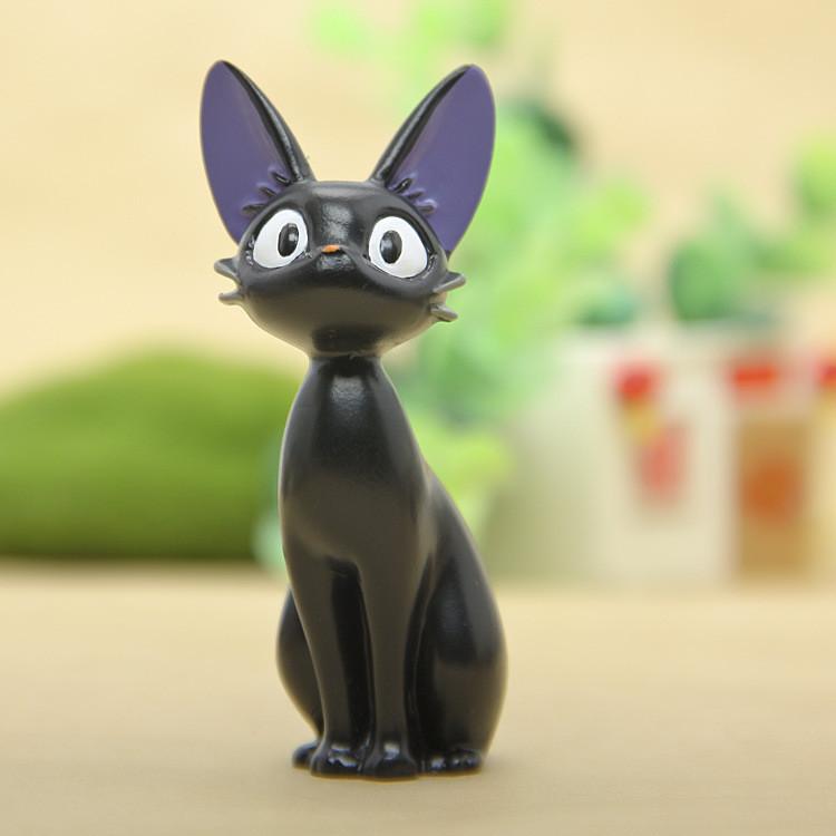 Black Resin Cat Mini Ornament With Handcrafted Style For Friendship And Gifts
