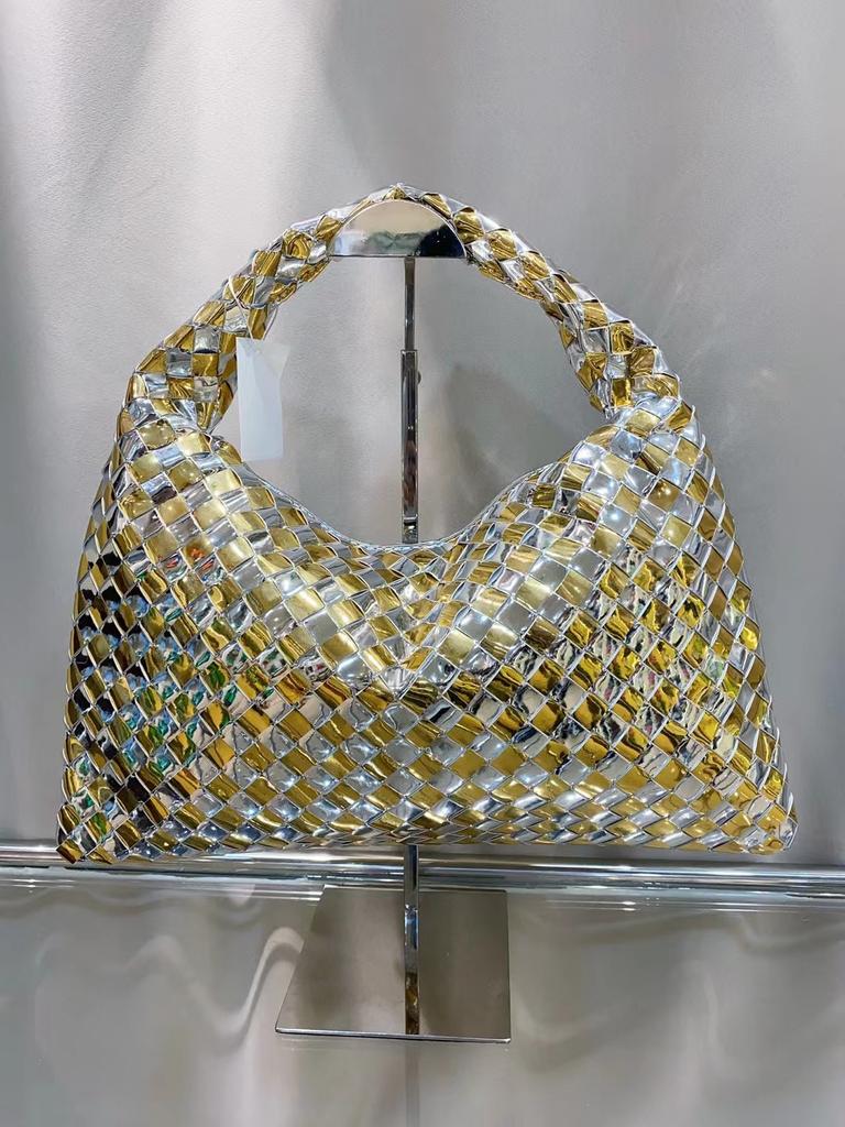 Woven shoulder bag underarm bag spring and summer new bag women's bag handmade high-texture dumpling bag tide