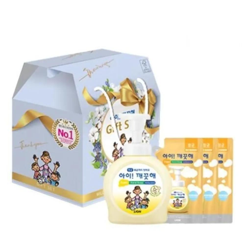 

LION Gift Set Pure 490ml x 1 + 450ml x 3 LION Skin Moisturizing Hypoallergenic Antibacterial Soft Rich Foam Moisturizing Ingredients