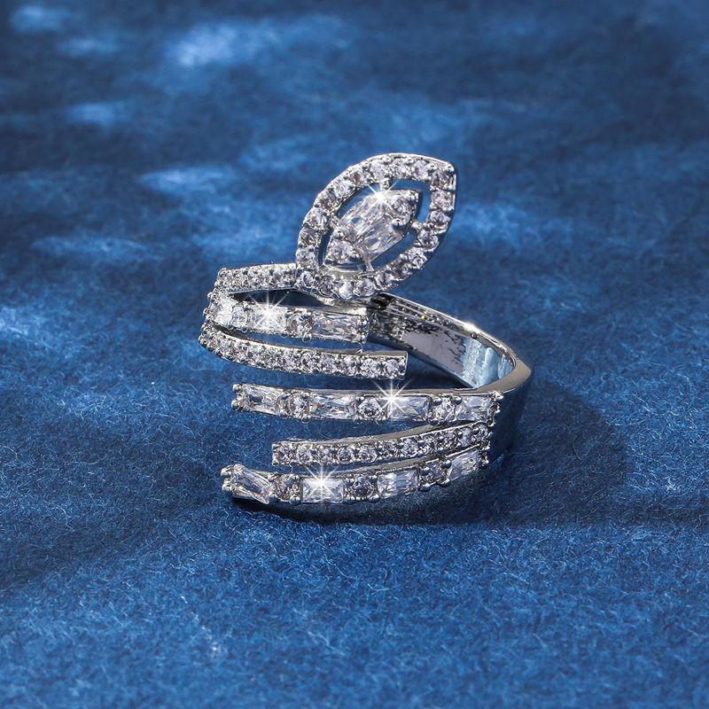 GemChic Women's Ring Personality Irregular Geometric Opening Adjustable Ring Female Retro Embed Zircon Finger Ring Birthday Christmas Jewelry Gift