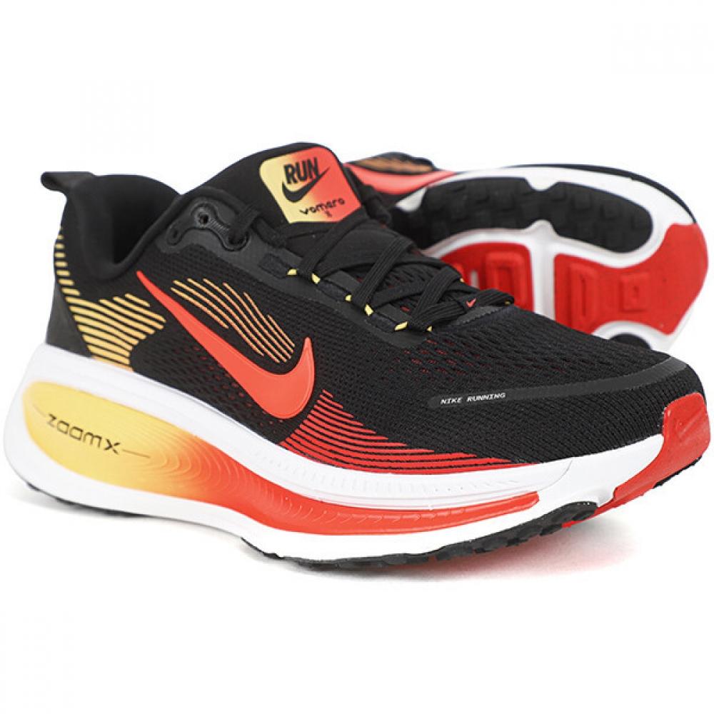 

Nike Vomero 18 HM6803016/260