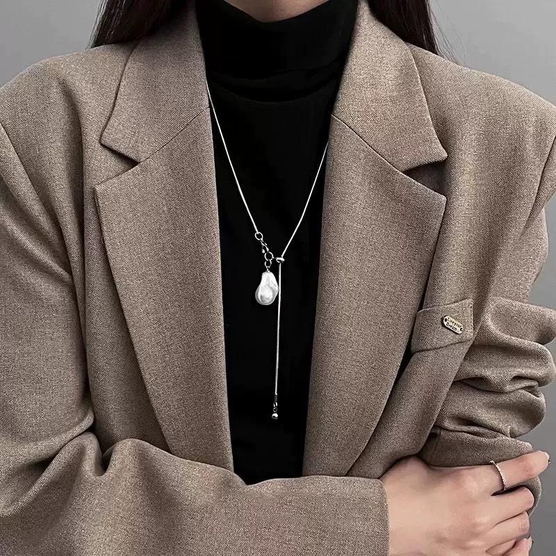 Gold pearl long pendant necklace women's autumn and winter temperament high-end light luxury sweater chain retro adjustable accessories