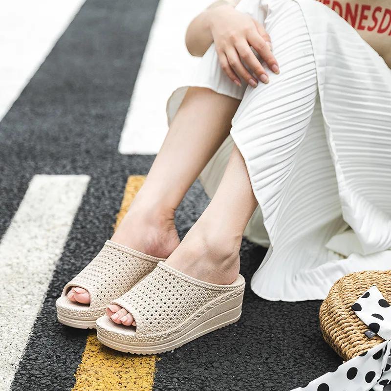Hot Selling Sandals Female Summer Wedged Thick Sole Fashion Wear Beach Shoes Net Face Hollow-out Female Slippers Platform Shoes