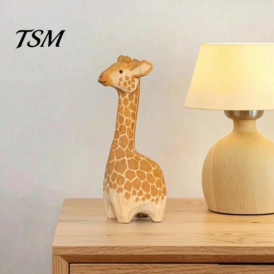 Creative Birthday Gifts for Kids Wooden Giraffe Figurine, Cute Cartoon Ornament, Minimalist Animal Natural Style Ornaments Statue, Hand-Painted Decor