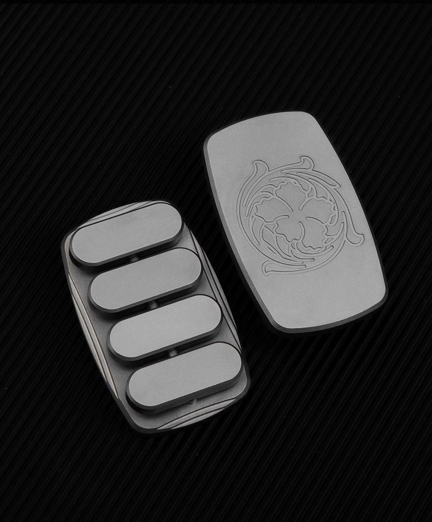 Titanium Rhythm Card: Magnetic Sliding EDC Decompression Toy