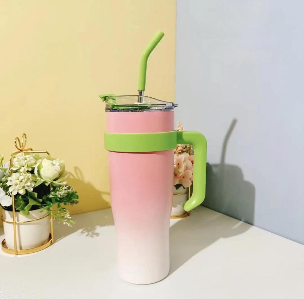 Summer Cold Retention Ice Cup Big Mac Tumbler Large Capacity Men's and Women's High Face Value Water Cup Net Red Cup with Straw