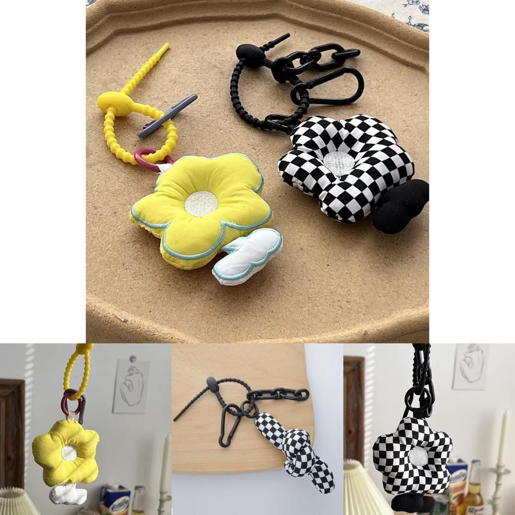 Adorable Floral Plush Keychain With Soft Pp Cotton Filling For Charm And Style